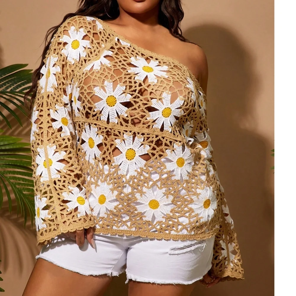 Plus Floral Daisy Crochet One Shoulder Long Sleeve Top